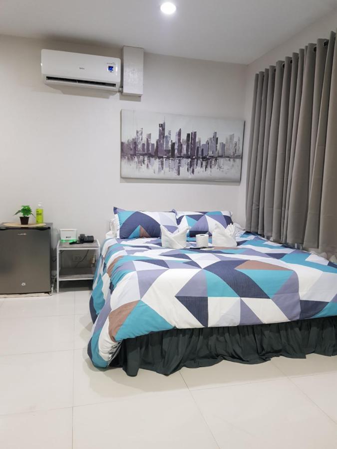 Skymagz 812 At Cityscape Residences Bacolod Extérieur photo